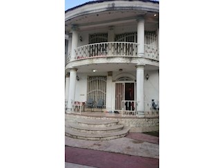 اجاره ویلا با استخر آبگرم