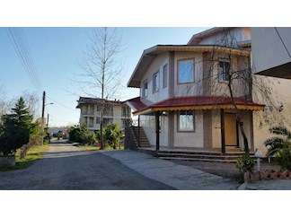 ویلا در شهرک ساحلی زیباکنار