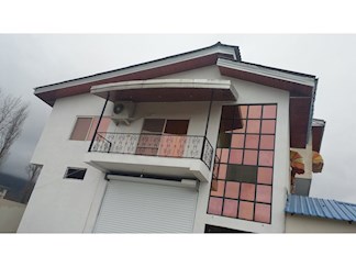 ویلای تریبلکس استخر سرپوشیده