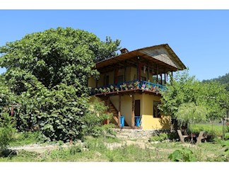 اقامتگاه بوم گردی اسالم