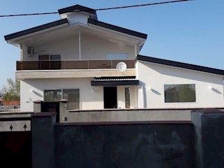 ویلا استخردار در ایزدشهر