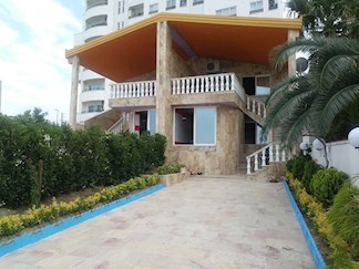 اجاره ویلا با ویوی دریا استخردار