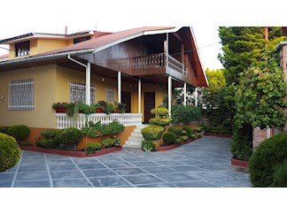 رزرو ویلا دوبلکس سنتی جنگلی