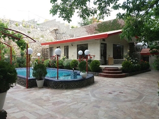 اجاره ویلا استخردار در باغبهادران