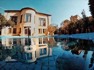 اقامتگاه خانه باغ ایرانی شیراز