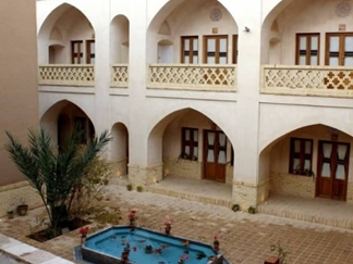 اقامتگاه سنتی طاق چشمه