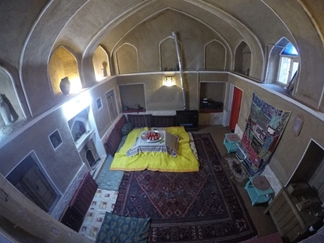 اقامتگاه بومگردی برزک