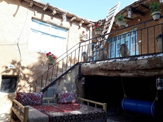 اقامتگاه سنتی بام ایران در فریدونشهر