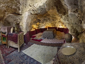 اقامتگاه بومگردی ورشیو