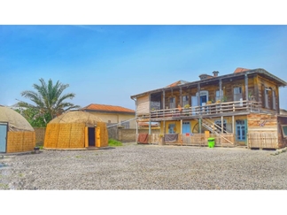 اقامتگاه سنتی اسحاق و مرضیه