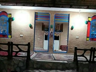 اقامتگاه بومگردی بلوط تاف کاسیت