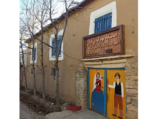 اقامتگاه بومگردی باران