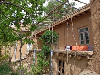 اقامتگاه بومگردی رویین دژ