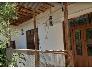 اقامتگاه بومگردی کلبه روستایی