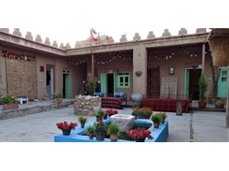 اقامتگاه بوم گردی نقش رستم