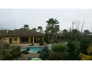 ویلا بااستخر اطراف نمک آبرود