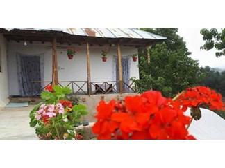 اقامتگاه بوم گردی سنام