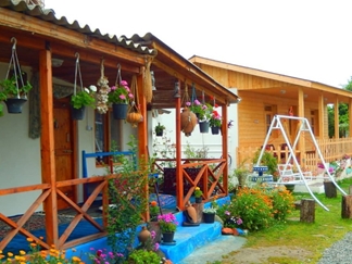 مجموعه اقامتگاهی بومگردی تختعلی