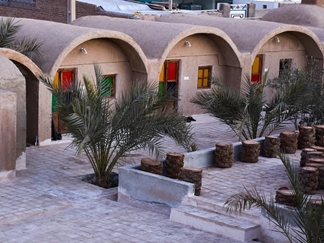 اقامتگاه بومگردی آراد