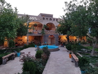 اقامتگاه بوم گردی دولتسرا