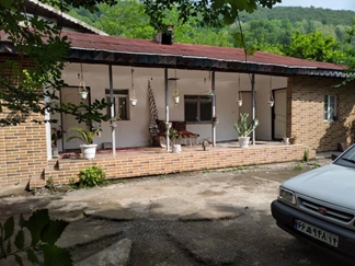 خانه مسافر در امامزاده هاشم گیلان