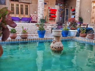 اقامتگاه بوم گردی عمارت پروین