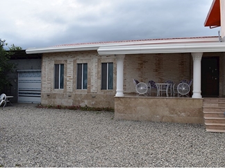 ویلا با استخر جکوزی و بیلیارد