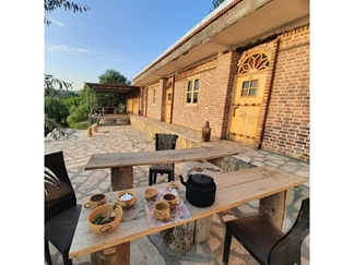 اقامتگاه بوم گردی آتر