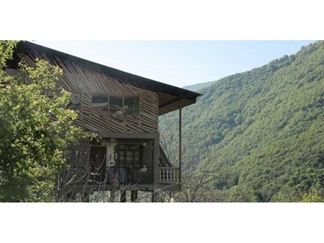 اقامتگاه بوم گردی ناتر