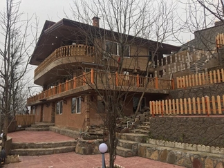 اقامتگاه گردشگری درفک