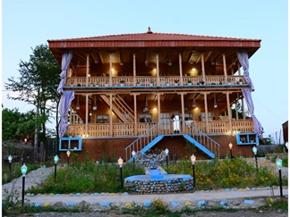 اقامتگاه بومگردی گلناز