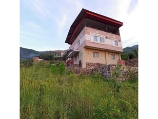 اقامتگاه بومگردی سرو چمان