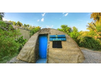 اقامتگاه بوم گردی آدور