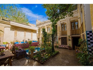 اقامتگاه بومگردی آنا