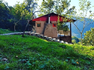 اقامتگاه بوم گردی کلبه آبشار