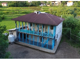 اقامتگاه وارش نزدیک رودبار