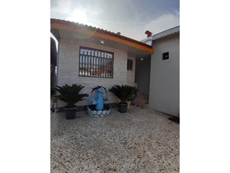 ویلا در بندر انزلی با استخر سرپوشیده