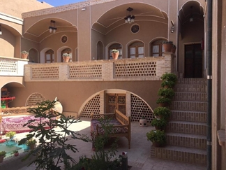 اقامتگاه بومگردی سرای چراغان