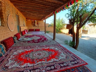 اقامتگاه بومگردی خانه ی پامنار