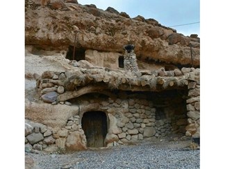 اقامتگاه بومگردی خانه سنگی میمند