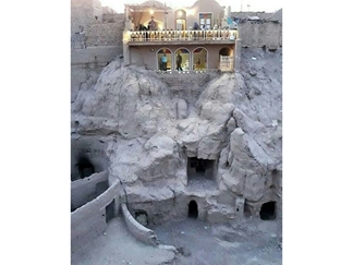 اقامتگاه بومگردی لب خندق