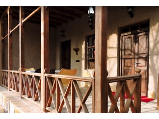 اقامتگاه بومگردی لرگا