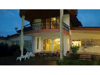 ویلا استخردار نزدیک متل قو