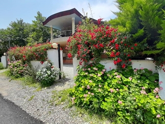 ویلا با استخر سرپوشیده هچیرود