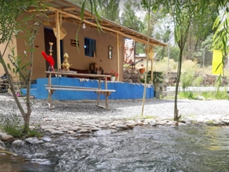 اقامتگاه بومگردی نهر سنگی پلور