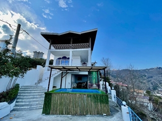 ویلا با استخر روباز آبگرم رامسر اربکله