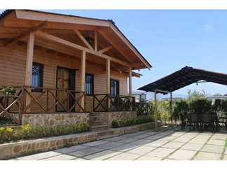 ویلای چوبی با استخر جکوزی رامسر