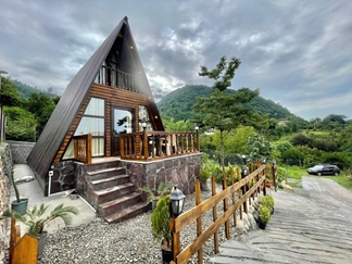 کلبه چوبی جنگلی با جکوزی رامسر