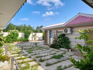 اجاره ویلا صومعه سرا با استخر روباز