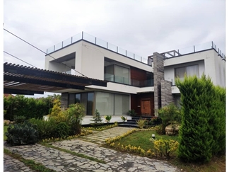 ویلا استخردار مدرن نوشهر سیسنگان